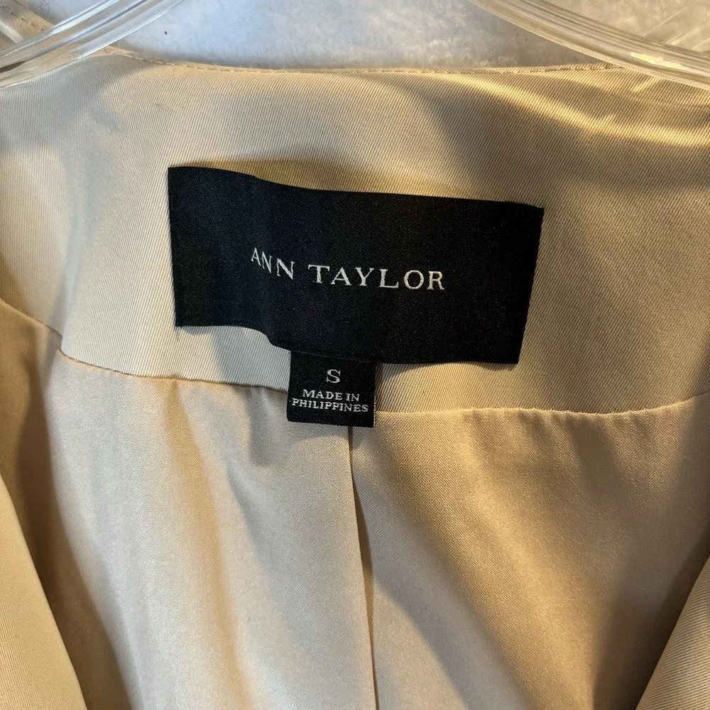 Ann Taylor Ivory Tan Women's Coat Long Dressy Jacket S Quiet‎ Luxury Old Money